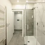 College Apartament *