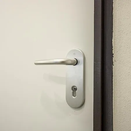 College Apartment *