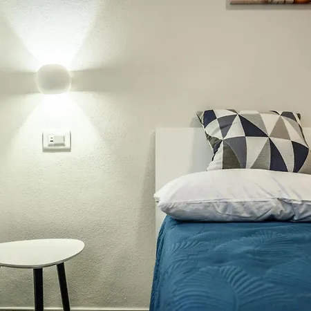 College * ساسْوولو