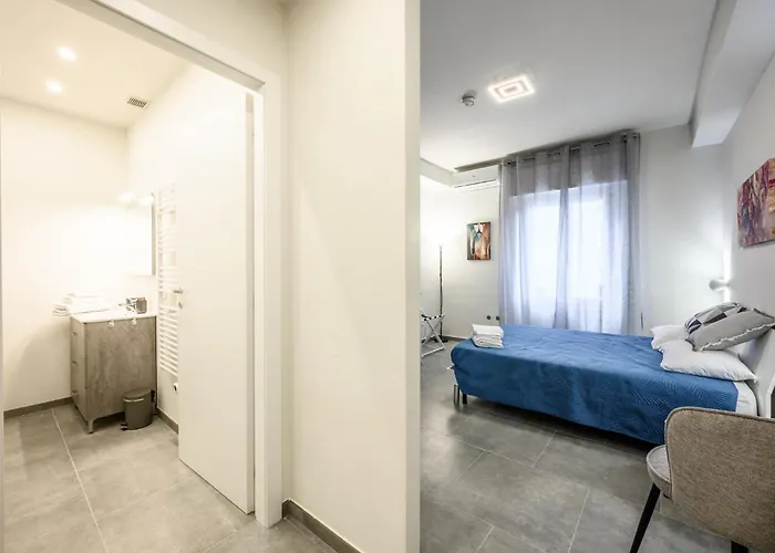 College ساسْوولو