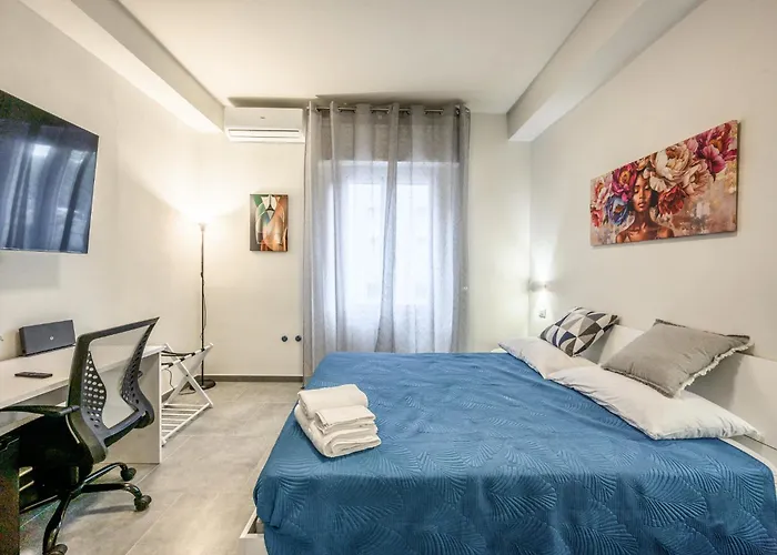 College شقة ساسْوولو