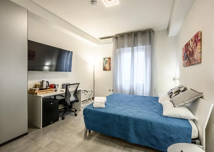 College شقة ساسْوولو